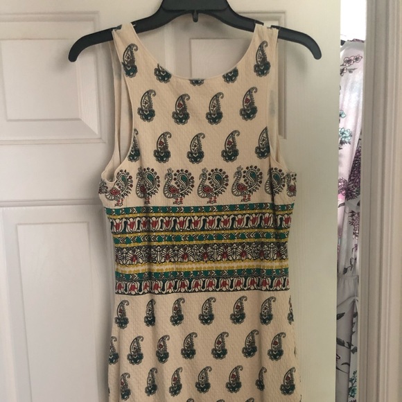 Cute summertime casual dress - Picture 2 of 3